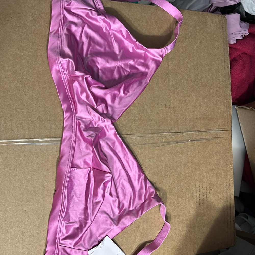 Auden purple pink satin bra with mesh lining